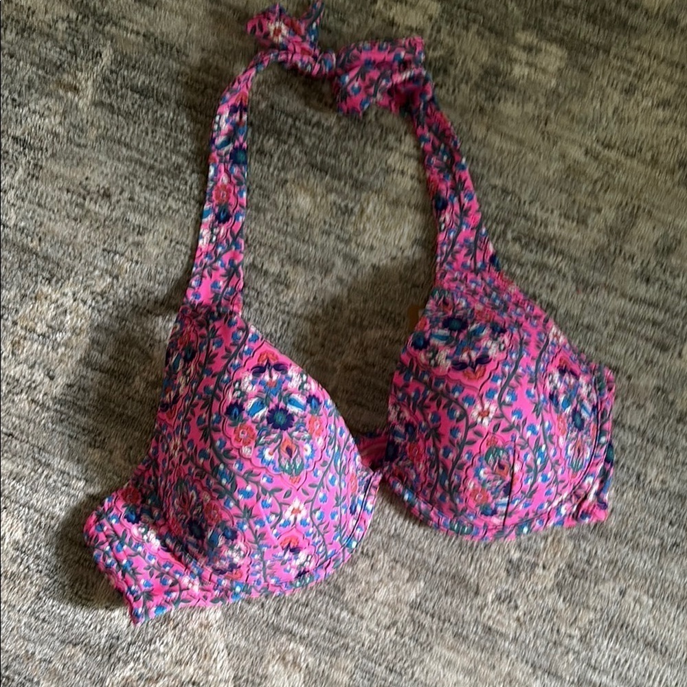 Boden NWT size 38C - Floral Pink Halter Bikini Top- padded bra